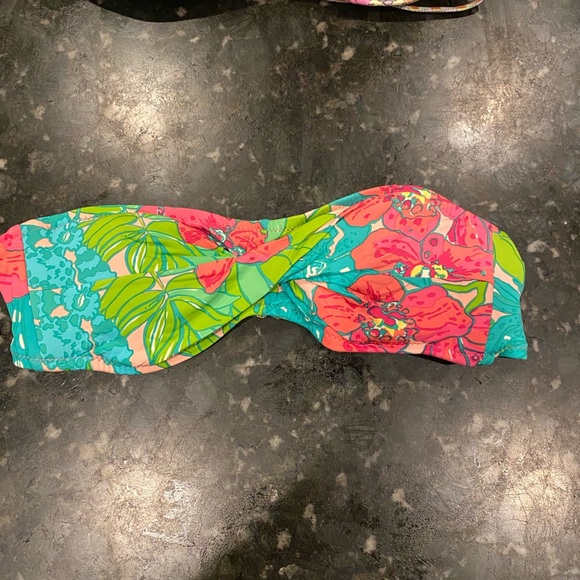 Lilly Pulitzer Bikini Top - Picture 1 of 2